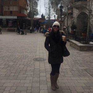 Meet your Posher, Catia